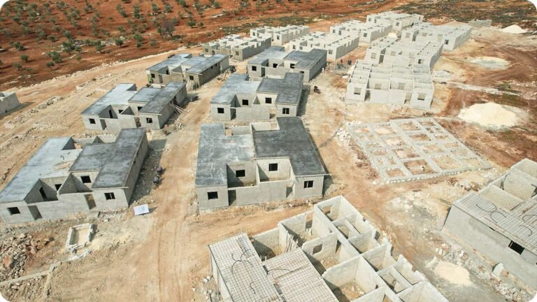 بناء قرية الأمل السكنية